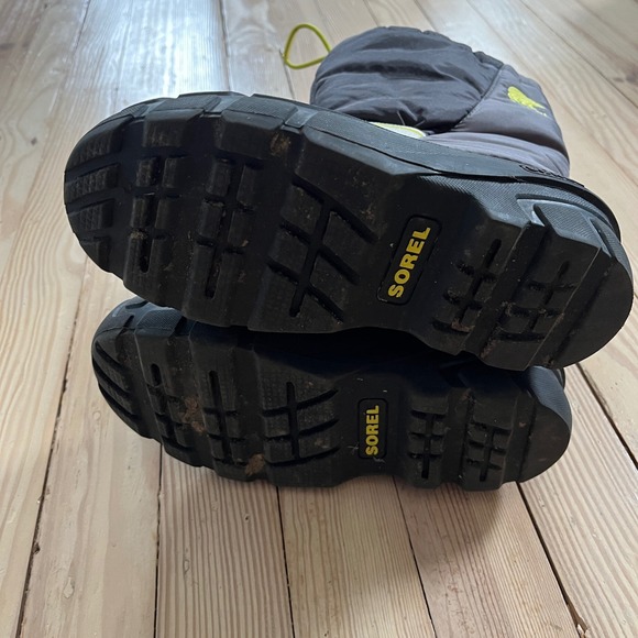 Sorel Kids Snow Commander Boots Black Grey Yellow Size 2 youth winter waterproof - Picture 6 of 8